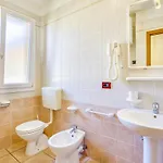 Apartment Ai Pini-villa